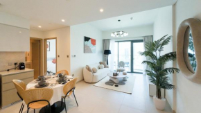 Cozy 1-BR in the heart of Dubai with skyline views